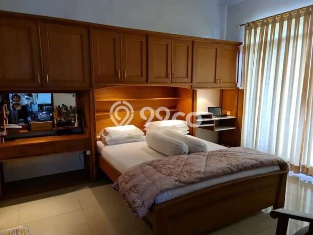 Dijual Rumah Luas Megah Dengan View Eksklusif di Dago, Bandung Dijual Rumah Luas Megah Dengan View Eksklusif di Dago, Bandung