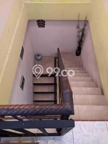 LIMITED OFFER! Rumah Berkualitas area Banyumanik, LT 140m² LB 250m² LIMITED OFFER! Rumah Berkualitas area Banyumanik, LT 140m² LB 250m²