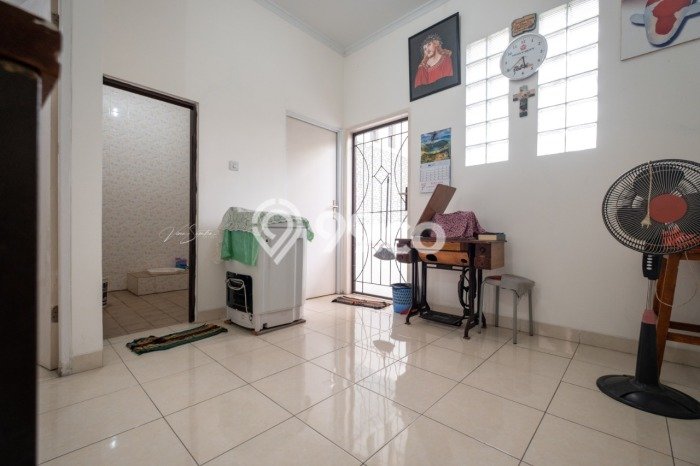 Hunian Nyaman Asri 3 KT Siap Pakai di Serpong Villa Melati Mas Tangerang Selatan Hunian Nyaman Asri 3 KT Siap Pakai di Serpong Villa Melati Mas Tangerang Selatan