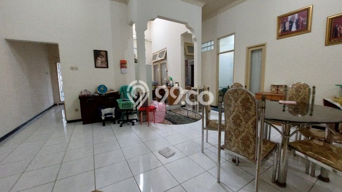 Dijual Cepat Rumah Bagus Siap Huni LB 250m2 di Blimbing, Malang Dijual Cepat Rumah Bagus Siap Huni LB 250m2 di Blimbing, Malang