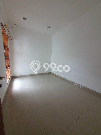 Rumah Lokasi Strategis kawasan Cinere, Depok, Luas 144m² LB 150m² Rumah Lokasi Strategis kawasan Cinere, Depok, Luas 144m² LB 150m²