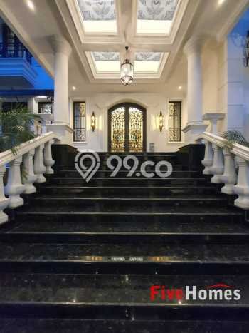 Rumah Elit Modern Siap Huni di Kemang Jakarta Selatan Rumah Elit Modern Siap Huni di Kemang Jakarta Selatan
