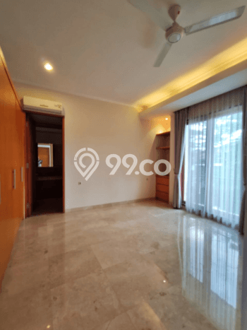 Rumah Elit Modern Tanpa Renovasi di Kemang Jakarta Selatan Rumah Elit Modern Tanpa Renovasi di Kemang Jakarta Selatan