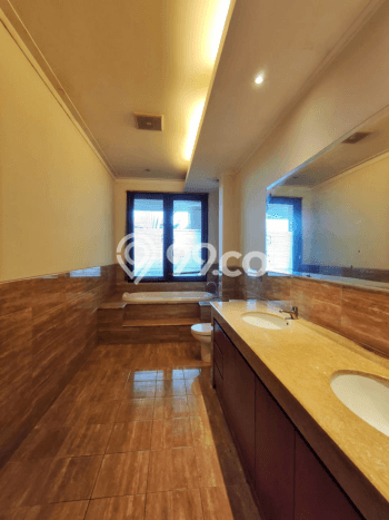 Rumah Elit Modern Tanpa Renovasi di Kemang Jakarta Selatan Rumah Elit Modern Tanpa Renovasi di Kemang Jakarta Selatan