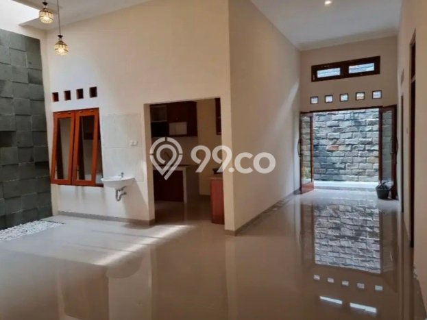 Dijual Hunian Mewah dengan Fasilitas Sekitar Lengkap di Banjarsari, Solo Dijual Hunian Mewah dengan Fasilitas Sekitar Lengkap di Banjarsari, Solo