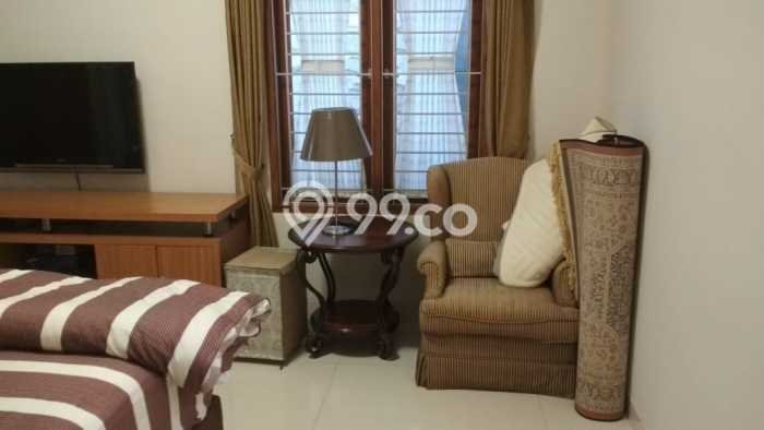 Rumah Mewah Siap Huni LT 319m2 di Laweyan, Surakarta Rumah Mewah Siap Huni LT 319m2 di Laweyan, Surakarta