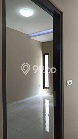 Jual Rumah Bagus Siap Huni LB 185m2 di Lengkong, Bandung Jual Rumah Bagus Siap Huni LB 185m2 di Lengkong, Bandung
