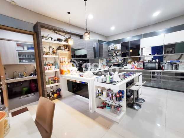 RUMAH SIAP HUNI FASILITAS KOLAM RENANG
DE PARK CLUSTER DE BRASSIA
RUMAH SIAP HUNI FASILITAS KOLAM RENANG
DE PARK CLUSTER DE BRASSIA
