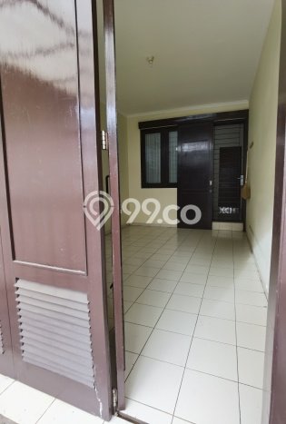 Rumah Luas Asri 3 KT Siap Pakai di Bintaro Tangerang Selatan Rumah Luas Asri 3 KT Siap Pakai di Bintaro Tangerang Selatan