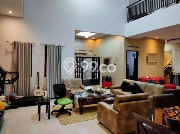 Jual Rumah Strategis Bagus Punya 4 KT di Arcamanik Bandung SHM Jual Rumah Strategis Bagus Punya 4 KT di Arcamanik Bandung SHM