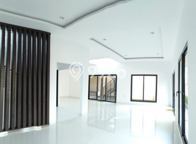 Hot Offer Hunian Premium Ideal dan Luas di Serpong, Tangerang Selatan Hot Offer Hunian Premium Ideal dan Luas di Serpong, Tangerang Selatan