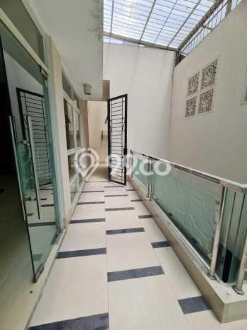 Jual Rumah Luas Elegan Dengan View Cantik di Green Ville, Jakarta Barat Jual Rumah Luas Elegan Dengan View Cantik di Green Ville, Jakarta Barat