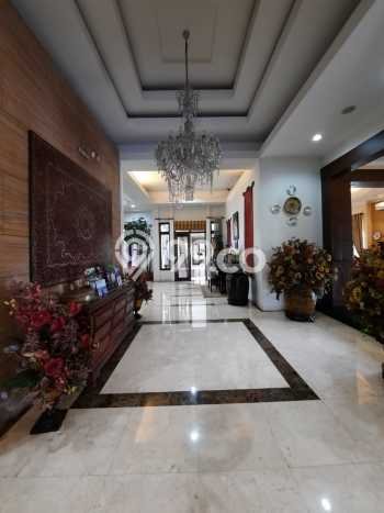 Hunian Mewah LB 1800m2 Siap Huni Desain Elegan di Lebak Bulus, Jakarta Selatan Hunian Mewah LB 1800m2 Siap Huni Desain Elegan di Lebak Bulus, Jakarta Selatan