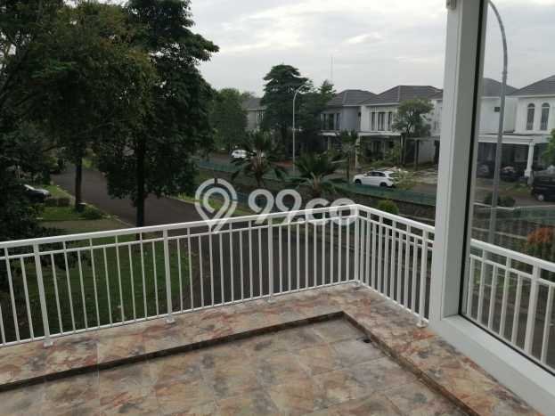 For Sale! Luxury House LT 231m2 Desain Modern di BSD City For Sale! Luxury House LT 231m2 Desain Modern di BSD City