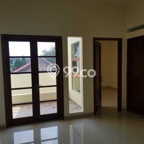 HUNIAN BERKELAS! Rumah Exclusive Sektor 5-Bintaro, Jakarta Selatan, LT 118m² Luas Bangunan 160m² HUNIAN BERKELAS! Rumah Exclusive Sektor 5-Bintaro, Jakarta Selatan, LT 118m² Luas Bangunan 160m²