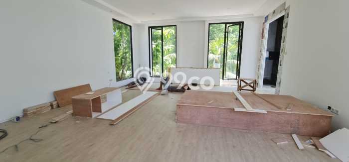 Rumah Elit LB 1000m2 Siap Pakai Desain Elegan di BSD City, Tangerang Rumah Elit LB 1000m2 Siap Pakai Desain Elegan di BSD City, Tangerang