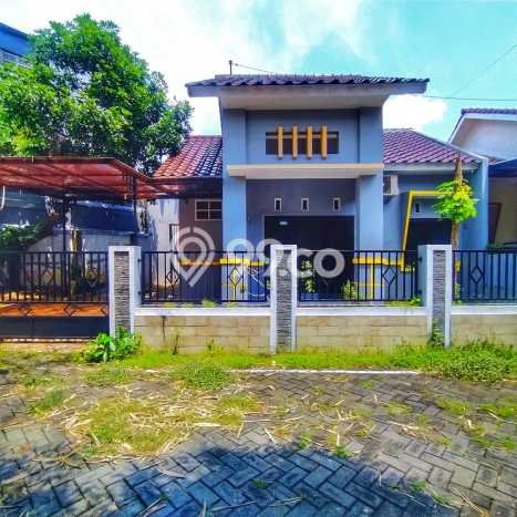 Rumah Lingkungan Nyaman kawasan Tembalang, Semarang, Luas 138m² Bangunan 120m² Rumah Lingkungan Nyaman kawasan Tembalang, Semarang, Luas 138m² Bangunan 120m²