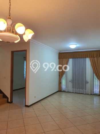 Rumah Asri di Perumahan Griya Bukit Mas Ngesrep Banyumanik Dekat Undip Rumah Asri di Perumahan Griya Bukit Mas Ngesrep Banyumanik Dekat Undip