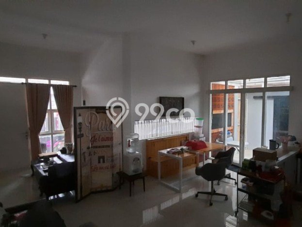 Rumah di , Malang, Luas 222m2m² LB 190m2m² Rumah di , Malang, Luas 222m2m² LB 190m2m²