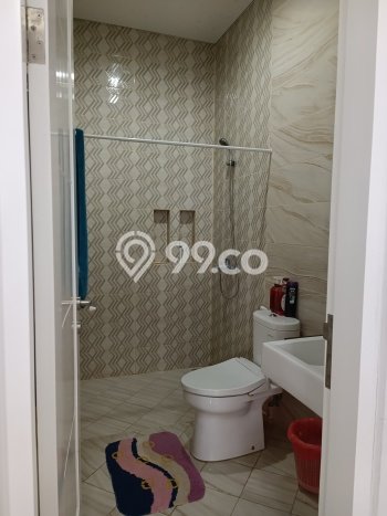 Rumah Mewah LB 150m2 Siap Pakai Desain Elegan di Green Ville, Jakarta Barat Rumah Mewah LB 150m2 Siap Pakai Desain Elegan di Green Ville, Jakarta Barat
