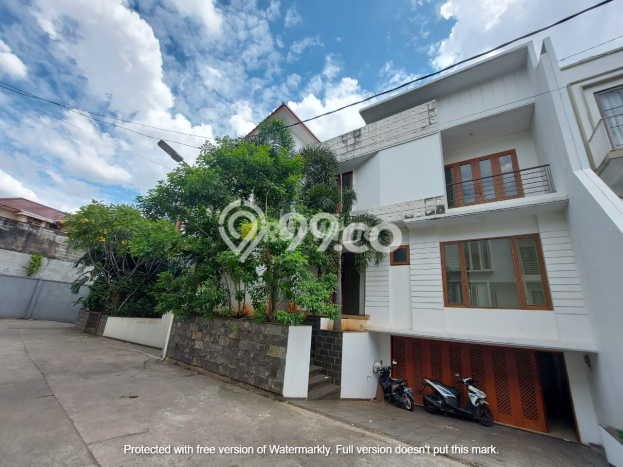 Dijual Rumah Luas Megah Dengan View Cantik di Lebak Bulus, Jakarta Selatan Dijual Rumah Luas Megah Dengan View Cantik di Lebak Bulus, Jakarta Selatan