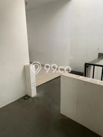 Rumah Strategis di Pondok Labu, 3 KM, Lingkungan Nyaman, LT 125m² LB 150m² Rumah Strategis di Pondok Labu, 3 KM, Lingkungan Nyaman, LT 125m² LB 150m²