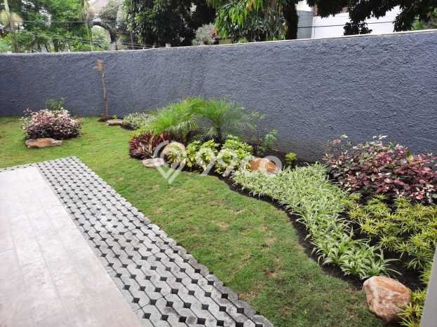 Rumah Elit Modern Tanpa Renovasi di Geger Kalong Bandung Rumah Elit Modern Tanpa Renovasi di Geger Kalong Bandung