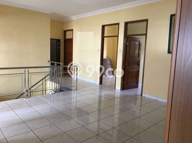 Hunian Elit LB 300m2 Siap Pakai Desain Elegan di Bandung Kota, Bandung Hunian Elit LB 300m2 Siap Pakai Desain Elegan di Bandung Kota, Bandung