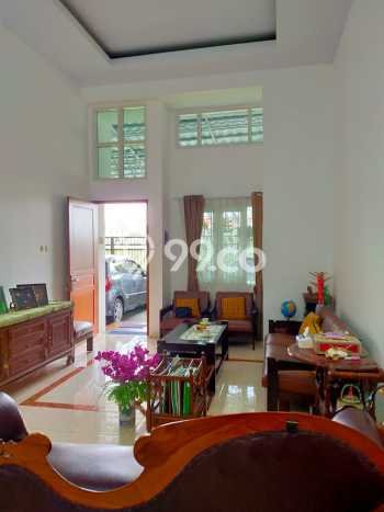 Rumah Mewah 4 KT 3 KM Akses Mudah di Colomadu, Solo Rumah Mewah 4 KT 3 KM Akses Mudah di Colomadu, Solo