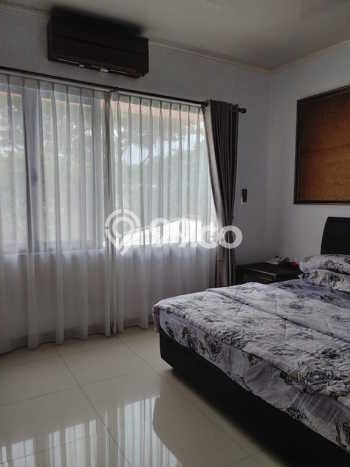 Rumah Elit Modern Siap Huni di BSD City Tangerang Rumah Elit Modern Siap Huni di BSD City Tangerang