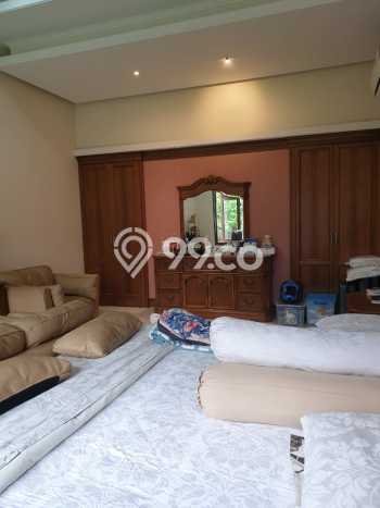 Disewakan Rumah Murah di BSD City Tangerang dengan 4 KT Disewakan Rumah Murah di BSD City Tangerang dengan 4 KT