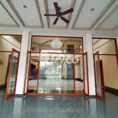 Hunian Eksklusif 5 KT / 5 KM untuk Sewa di Pondok Indah, Jakarta Selatan Hunian Eksklusif 5 KT / 5 KM untuk Sewa di Pondok Indah, Jakarta Selatan