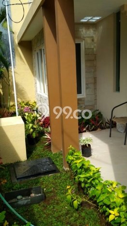 Dijual Cepat Rumah Bagus Siap Huni LB 160m2 di Wiyung, Surabaya Dijual Cepat Rumah Bagus Siap Huni LB 160m2 di Wiyung, Surabaya