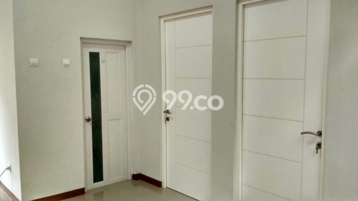 Dijual Cepat Rumah Bagus Siap Huni LB 160m2 di Wiyung, Surabaya Dijual Cepat Rumah Bagus Siap Huni LB 160m2 di Wiyung, Surabaya