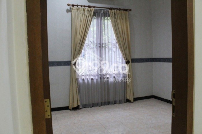 LISTING BARU! Rumah kawasan Banyumanik, Ready, 3 KT, Dekat Banyumanik, Semarang, Semarang, Luas 300m² LB 200m² LISTING BARU! Rumah kawasan Banyumanik, Ready, 3 KT, Dekat Banyumanik, Semarang, Semarang, Luas 300m² LB 200m²