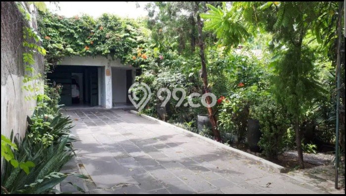 For Sale! Premium House LT 587m2 Desain Elegan di Kemang For Sale! Premium House LT 587m2 Desain Elegan di Kemang