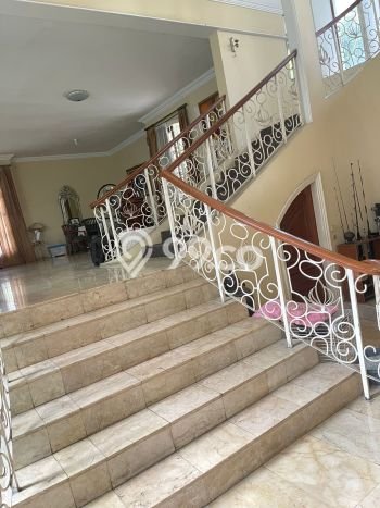 Rumah LT 2630m² di Kemang, Jakarta Selatan - Lokasi Strategis Rumah LT 2630m² di Kemang, Jakarta Selatan - Lokasi Strategis