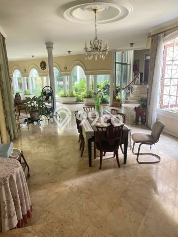 Rumah LT 2630m² di Kemang, Jakarta Selatan - Lokasi Strategis Rumah LT 2630m² di Kemang, Jakarta Selatan - Lokasi Strategis