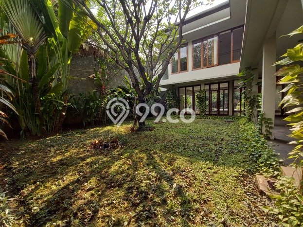 Rumah Bagus Disewakan di Kemang, Jakarta Selatan LT 1335m2, LB 537m2 Rumah Bagus Disewakan di Kemang, Jakarta Selatan LT 1335m2, LB 537m2