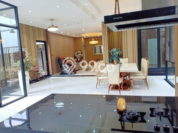 Jual Rumah Luas Elegan Dengan View Cantik di Duri Kosambi, Jakarta Barat Jual Rumah Luas Elegan Dengan View Cantik di Duri Kosambi, Jakarta Barat
