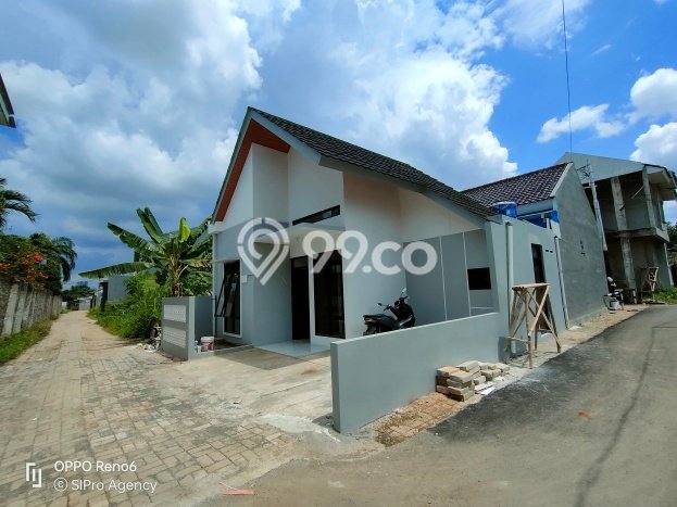 Jual Rumah Minimalis Bagus Punya 3 KT di Ciputat Tangerang Selatan SHM Jual Rumah Minimalis Bagus Punya 3 KT di Ciputat Tangerang Selatan SHM