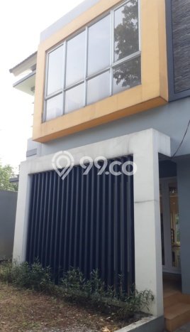 Rumah Elit LB 250m2 Siap Huni Desain Elegan di Serpong Villa Melati Mas, Tangerang Selatan Rumah Elit LB 250m2 Siap Huni Desain Elegan di Serpong Villa Melati Mas, Tangerang Selatan