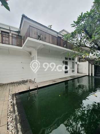 Rumah Luxury Modern Siap Huni di Bintaro Tangerang Selatan Rumah Luxury Modern Siap Huni di Bintaro Tangerang Selatan