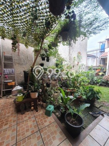 For Sale Rumah 4 Kamar Lokasi Strategis Nyaman dan Strategis di Cinere For Sale Rumah 4 Kamar Lokasi Strategis Nyaman dan Strategis di Cinere