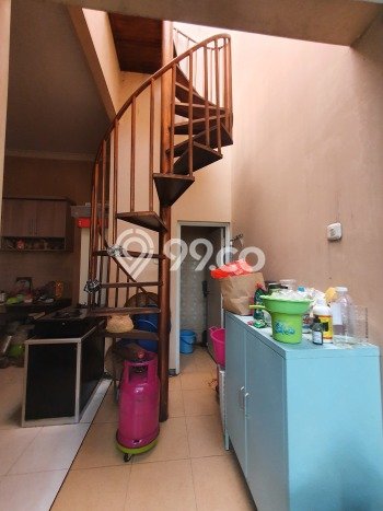 For Sale Rumah 4 Kamar Lokasi Strategis Nyaman dan Strategis di Cinere For Sale Rumah 4 Kamar Lokasi Strategis Nyaman dan Strategis di Cinere