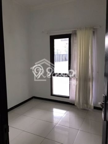 Rumah sewa siap pakai 2 KT di Sambiroto, Semarang Rumah sewa siap pakai 2 KT di Sambiroto, Semarang
