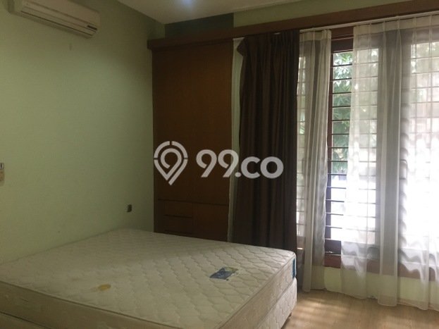 Hunian Minimalis Untuk Disewakan di Pondok Indah Jakarta Selatan 4 KT & 4 KM Hunian Minimalis Untuk Disewakan di Pondok Indah Jakarta Selatan 4 KT & 4 KM
