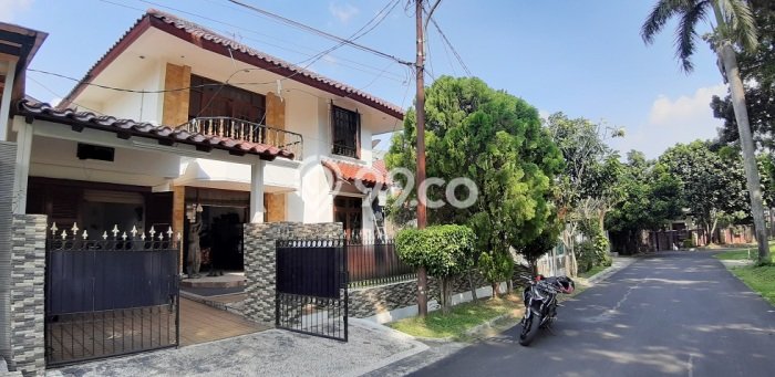 Rumah Eksklusif di Lebak Bulus, Jakarta Selatan, LT 1m² Bangunan 315m² Rumah Eksklusif di Lebak Bulus, Jakarta Selatan, LT 1m² Bangunan 315m²