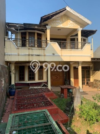 Rumah Strategis dengan 8 Kamar Tidur dan 3 Kamar Mandi di Kawasan Pondok Betung, Tangerang Rumah Strategis dengan 8 Kamar Tidur dan 3 Kamar Mandi di Kawasan Pondok Betung, Tangerang