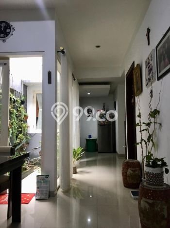 DIJUAL CEPAT! Rumah Ready Stock Lokasi Premium Supratman, Luas 240m2m² LB 300m2m² DIJUAL CEPAT! Rumah Ready Stock Lokasi Premium Supratman, Luas 240m2m² LB 300m2m²